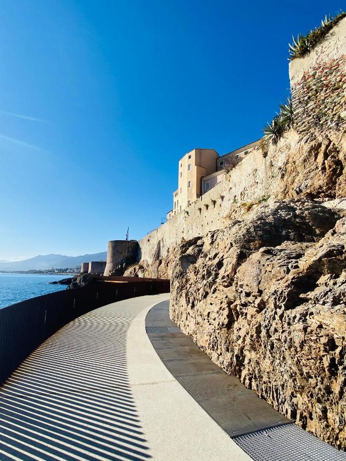 Appartement Casadilonda - Casadibastia - Vue Mer Citadelle エクステリア 写真